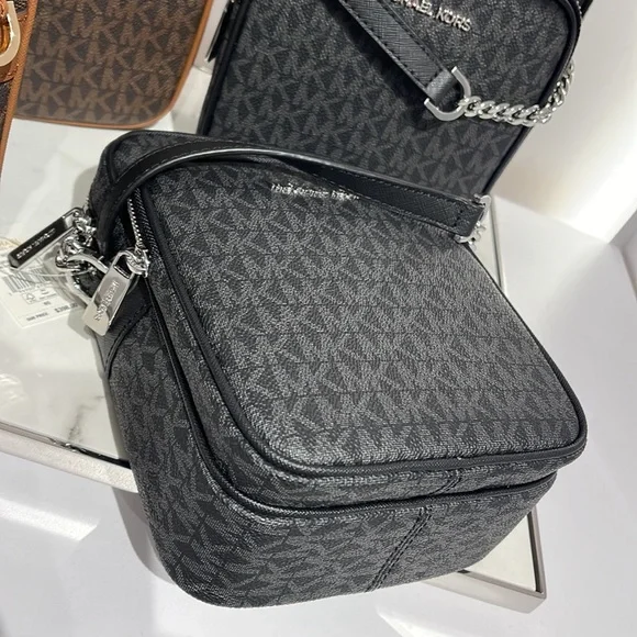 Michael Kors Jet Set Flight Crossbody Black NS - Picture 7 of 16